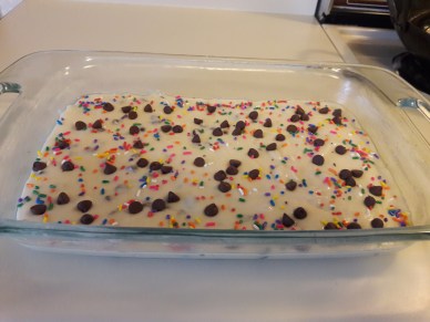 chocolate chips vanilla sheet cake 1