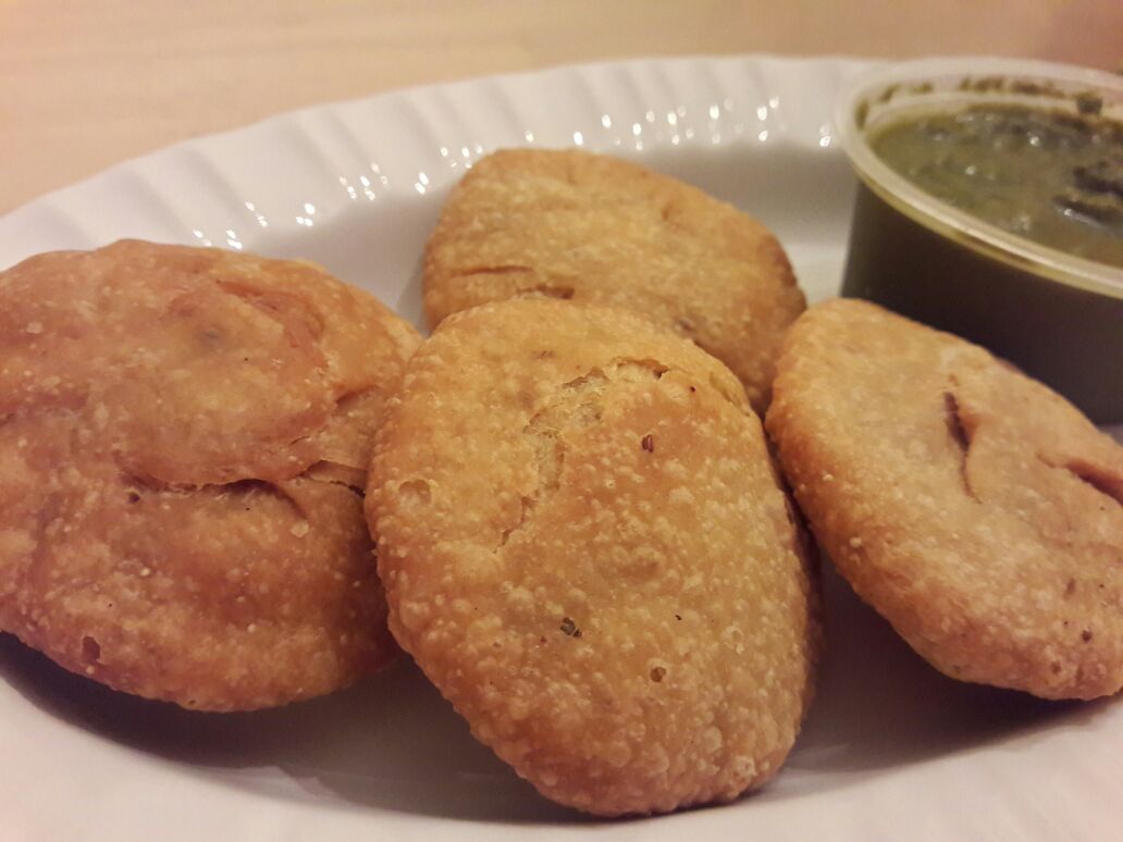 Instant Moong Daal Kachori